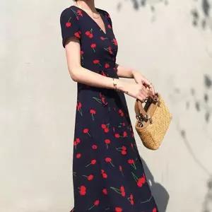 [오노마] ONM 체리그림 포인트 브이넥 롱원피스 데이트 패션 원피스 (S10896098)