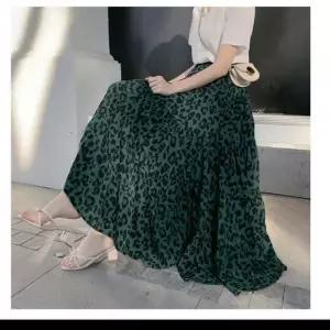 [오노마] ONM 롱스커트 밴딩 레오파드스커트 레오파드 (S12077559)