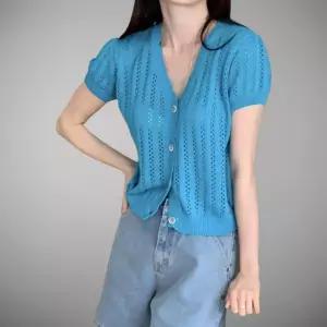 여성 반팔 브이넥 물결넥 헌칭 니트 가디건