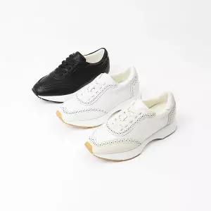 [신난다슈]여성 스니커즈 운동화 3cm 3종 여자 슬립온 밴딩 단화 레이스업 발편한 쿠션 소가죽 MRO255152