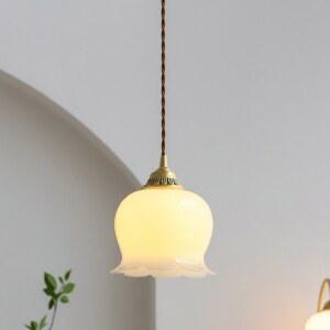 펜던트등 침실 식탁등 우드 식탁 조명