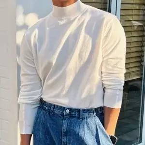 [옷자락]남성 슬림핏 반폴라 무지 기초 니트티