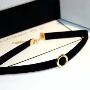 스웨이드 싱글라운드 초커-블랙DG 예쁜목걸이 초커목걸이 패션목걸이 패션초커 여자목걸이