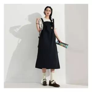 피그먼트 코튼스트링멜빵원피스 (택가 62900원)