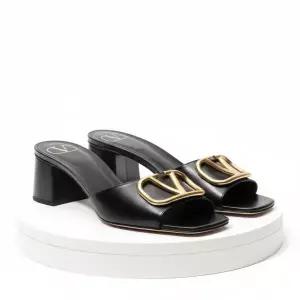 [발렌티노]VLOGO SIGNATURE 슬라이드 샌들 6W2S0HA6 DSH 0NO 817553