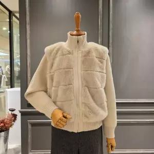 [대구백화점] [아니베에프]하이넥 퍼장식 니트점퍼(A5CWJP510)