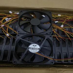 4와이어 서버 냉각 선풍기 YD14025HSL DC 12V 0.30A 120x120x25mm