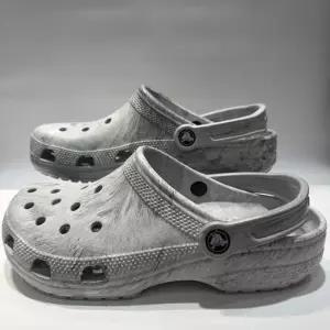 [크록스] 클래식 워터컬러 마블 클로그211583-1WZ