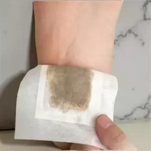 다리가 붓는 이유 발바닥에 붙이는 파스 발 종아리 패치 시트