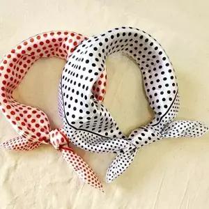 새틴 쁘띠스카프 사각 복고 땡땡이 목스카프 미니 가방 헤어밴드