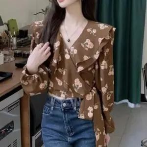 랩 연출 브이컷 데일리 셔링꽃무늬 디자인 플라우스 오픈칼라셔츠