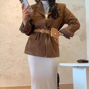 여자 어깨패드 카라넥 베이직 세무 주머니 자켓