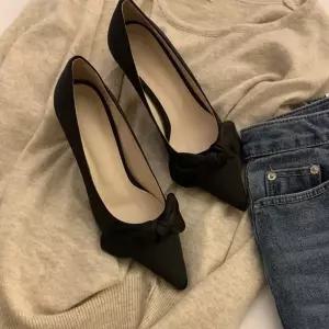 직장인 여성 리본 장식 새틴 펌프스힐 구두 eSa7+3YfQ