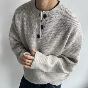 [모로엠] 남성 라운드넥 버튼 니트 스웨터 DMS-KN-Q4644900