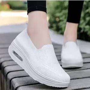 운동화 워킹화 슬립온 니트 여성 에어 스니커즈 경량
