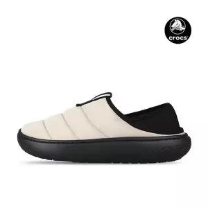 [크록스]클래식 퍼프 모크 겨울 방한 패딩 슬리퍼 210706-0LK 916276