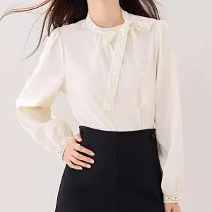 [패션시그널]레이스 리본네크라인 블라우스 682F39