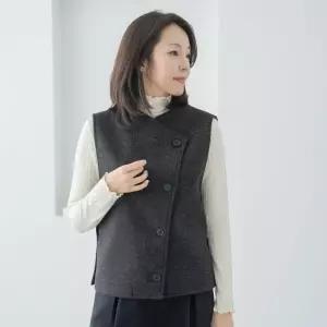 엄마옷 마담4060 사선울버튼조끼-QVE2601021-