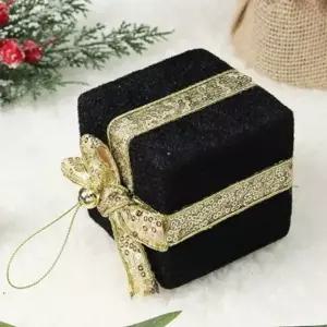 연말 크리스마스 오너먼트 트리 크리스마스 장식 리본 선물 연말