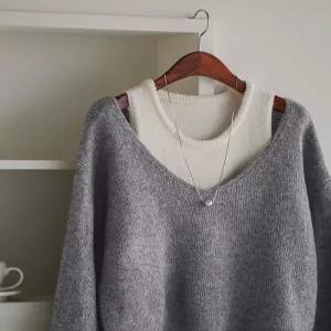 [잇수다랩] 그루엘 브이넥 니트 & 나시 SET