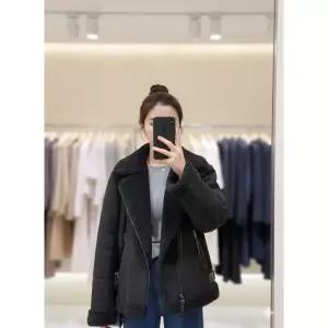 [롯데백화점]SOUP 무스탕 라이더자켓  SBBMU90