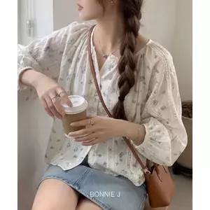 [하프클럽/]잔꽃무늬 빈티지 오픈 에스닉 7부 소매 블라우스 (휴양지룩)