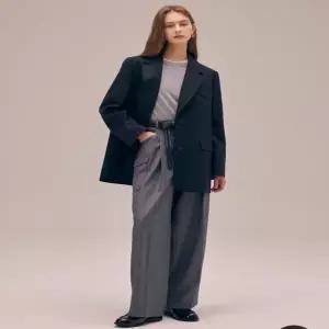 [롯데백화점]나이스클랍 WOW 원포켓 턱 팬츠 (N253MWP711)