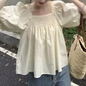 스모크 밴딩 러블리핏 볼륨퍼프 반팔 캐주얼 블라우스 (WFK5UDA)