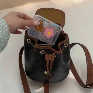 투명 포토카드 케이스