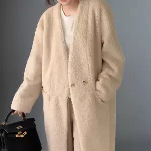 여성 논카라 양털 투버튼 롱 코트 무스탕 아우터1128016