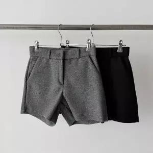 [신세계라이브쇼핑][옷자락] 여성 겨울 스판 페이크모직 3부 반바지 속밴딩 심플 디자인