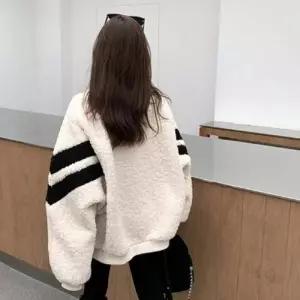 아우터 오버핏 밑단 유니크 시보리 양털 점퍼 포인트 두줄