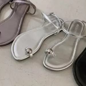 휴양지 여름 바캉스 룩 쪼리 플립플랍 스트랩 샌들 WFJZVZL