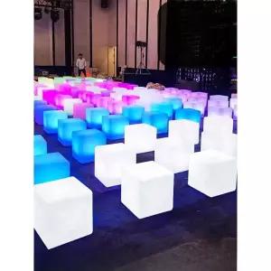 큐브조명 큐브 테라스 컬러 테이블 전시회 의자 아웃도어
