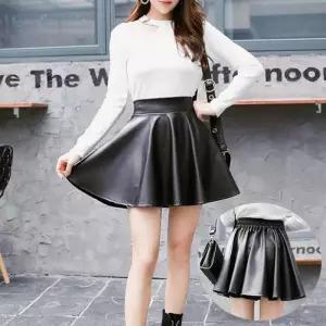 [라일리여성의류] Rly 미니치마 플레어 검정치마 가죽스커트 블랙치마