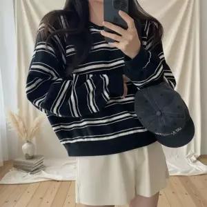 [다잇템] 여성 단가라 콘트라스트 라글란 박스 벌룬 맨투맨