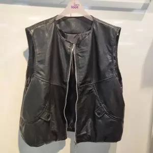 수스 HC36 라이더조끼 S261BVO251 (45805149)