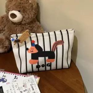[라일리] Rly 스트라이프 댕댕이 파우치 캐릭터 여성 귀여운 필