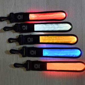 야광 스틱 LED 가방 걸이 라이트 바 야간 안전 런닝 라이딩 띠 자전거 형광 막대기 발광 조명 봉 등산 캠핑