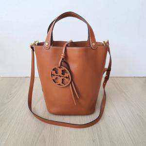 4002074 토리버치(TORY BURCH) 밀러 버킷백 토트겸크로스백 /알쓸중고