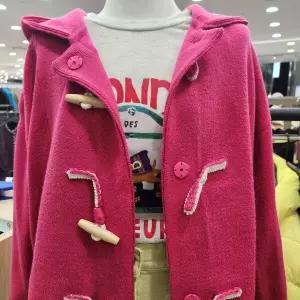 [베네통]후드 턱볶이  단추 숏가디건 BAKCA3411_IC