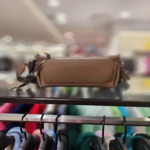 [베네통] 베네통 자가드키링  소가죽미들백 BCBGA7541