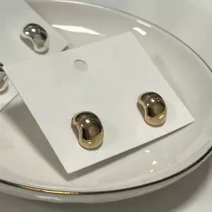 여자 심플 클래식 볼드 가을하객룩 콩 귀걸이