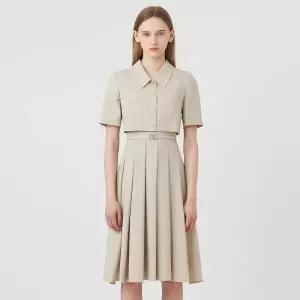 [롯데백화점]케네스레이디 버튼다운 포인트 플리츠 원피스 (EGOPOE97)