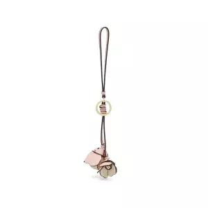 [롯데백화점]닥스 액세서리 [선물포장/쇼핑백동봉] 핑크 플라워 소가죽 키링 DCHO6E114