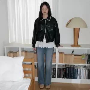 갤러리아 [써스데이아일랜드]2025 F/W 펀칭 레이스 레이어드 블라우스(T256MBL14