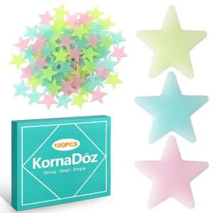 코나도스 100피스 팩 글로우 인 더 다크 스타 월 데칼 u2013 침실 천장 및 벽용 다색 발광 형광 스티커(무독성, 탈착식, 쉽게 바를 수 있음)