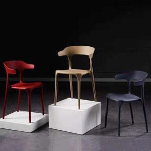 플라스틱 팔걸이의자 편의점 파라솔 야외 의자