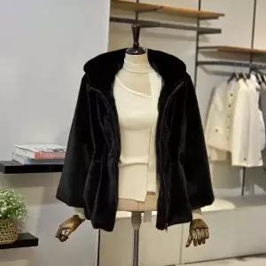 [대구백화점] [반에이크]허리스트링 후디 퍼 자켓(VB5YFUM507Z)