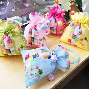 답례품 복주머니 소품 전통 조리개 세뱃돈 파우치 가방 장신구 조각보 한복 명절 슬림 한국 [개미물류]